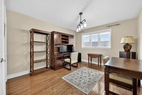 428 Terry Carter Crescent Newmarket ON L3Y 9G1