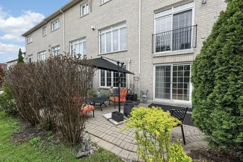 428 Terry Carter Crescent Newmarket ON L3Y 9G1