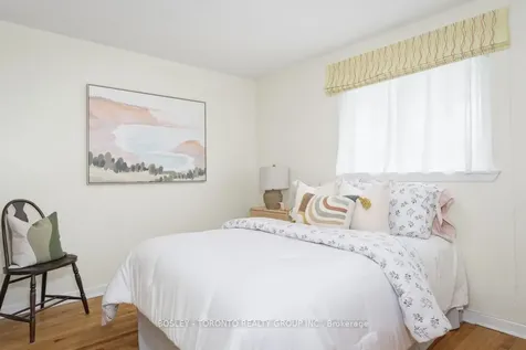 17 Glamis Place Markham ON L3T 3G7
