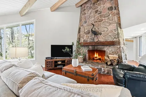 125 Sibbald Crescent Georgina ON L0E 1R0