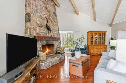 125 Sibbald Crescent Georgina ON L0E 1R0