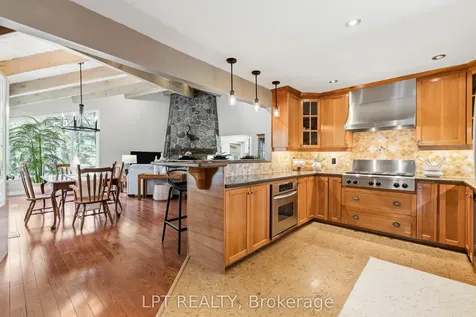 125 Sibbald Crescent Georgina ON L0E 1R0
