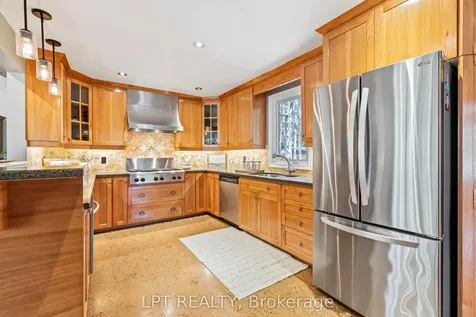 125 Sibbald Crescent Georgina ON L0E 1R0