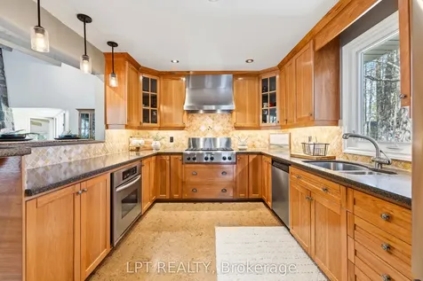 125 Sibbald Crescent Georgina ON L0E 1R0