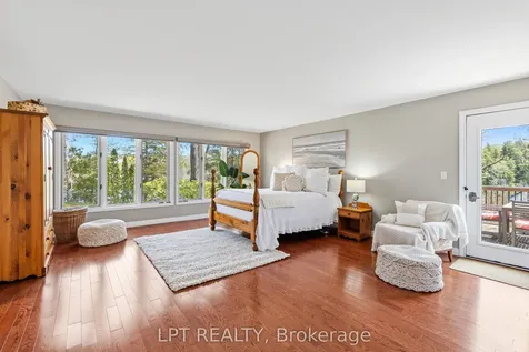 125 Sibbald Crescent Georgina ON L0E 1R0
