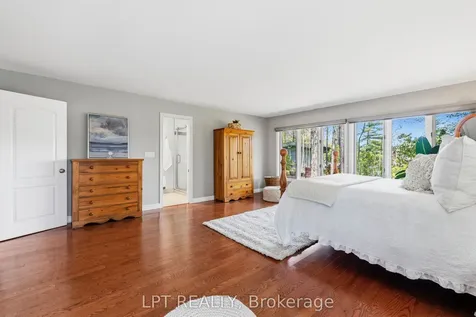 125 Sibbald Crescent Georgina ON L0E 1R0