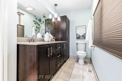 125 Sibbald Crescent Georgina ON L0E 1R0