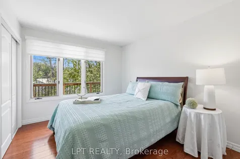 125 Sibbald Crescent Georgina ON L0E 1R0
