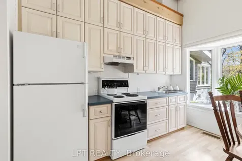 125 Sibbald Crescent Georgina ON L0E 1R0