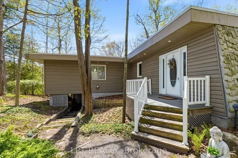 125 Sibbald Crescent Georgina ON L0E 1R0