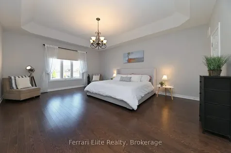 32 Copeland Crescent Innisfil ON L0L 1L0
