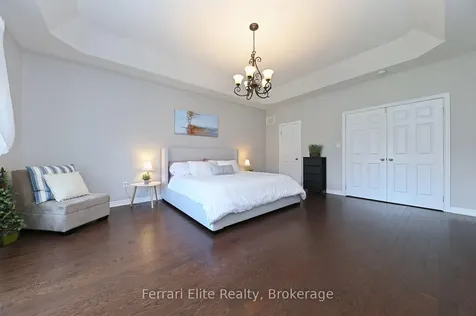 32 Copeland Crescent Innisfil ON L0L 1L0