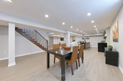 32 Copeland Crescent Innisfil ON L0L 1L0