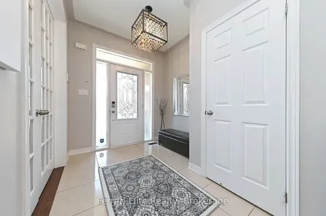 32 Copeland Crescent Innisfil ON L0L 1L0