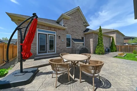 32 Copeland Crescent Innisfil ON L0L 1L0