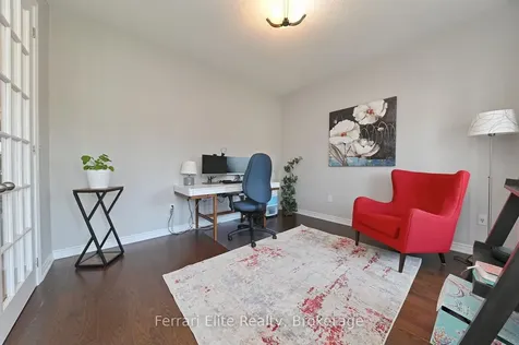 32 Copeland Crescent Innisfil ON L0L 1L0