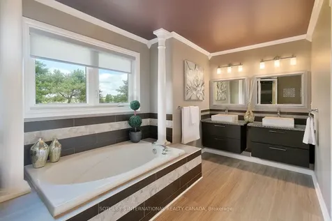 52 Monteith Crescent Vaughan ON L6A 3M9