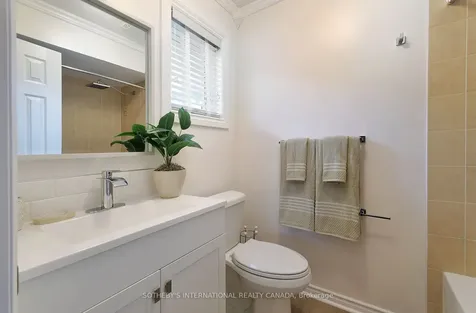 52 Monteith Crescent Vaughan ON L6A 3M9