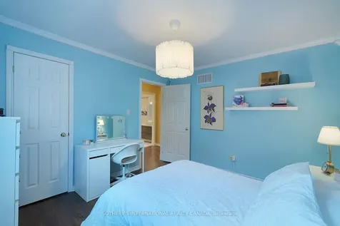 52 Monteith Crescent Vaughan ON L6A 3M9