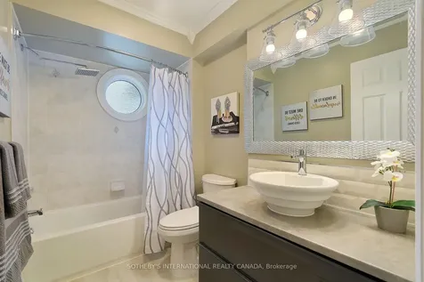 52 Monteith Crescent Vaughan ON L6A 3M9