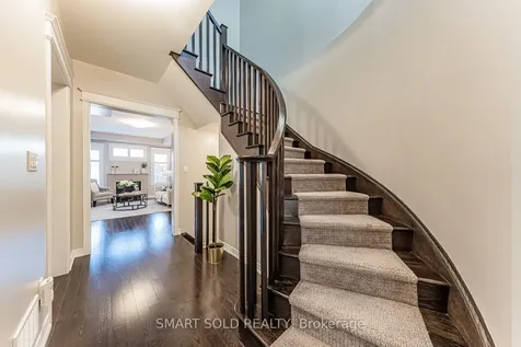 22 Mayapple Lane N Richmond Hill ON L4E 1B8
