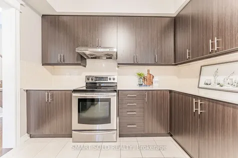 22 Mayapple Lane N Richmond Hill ON L4E 1B8