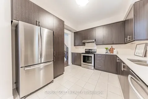 22 Mayapple Lane N Richmond Hill ON L4E 1B8