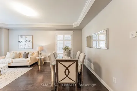 22 Mayapple Lane N Richmond Hill ON L4E 1B8