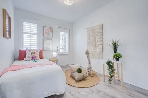 34 Battista Perri Drive Markham ON L6E 0R6