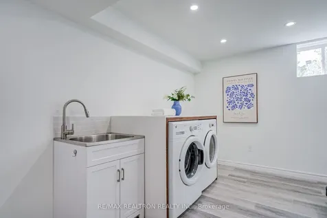 34 Battista Perri Drive Markham ON L6E 0R6