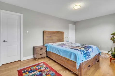 15 Elderbrook Crescent Vaughan ON L4K 5M3