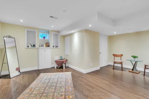 15 Elderbrook Crescent Vaughan ON L4K 5M3