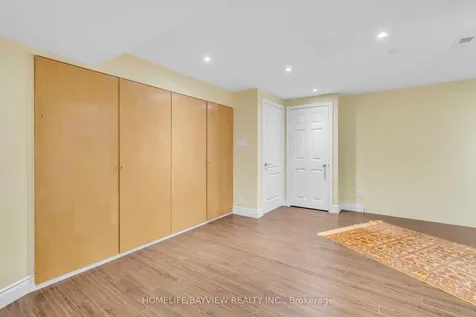 15 Elderbrook Crescent Vaughan ON L4K 5M3