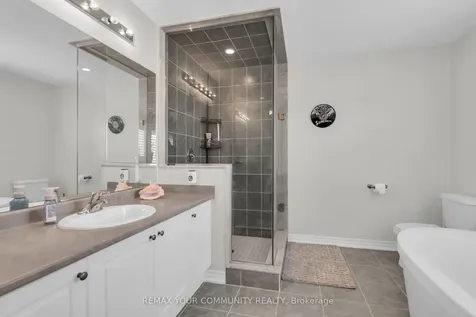 1487 Mcroberts Crescent Innisfil ON L9S 0J9