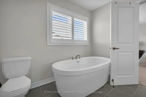 1487 Mcroberts Crescent Innisfil ON L9S 0J9