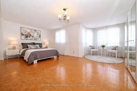 45 Royal Garden Boulevard Vaughan ON L4L 7C4