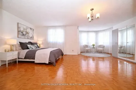45 Royal Garden Boulevard Vaughan ON L4L 7C4