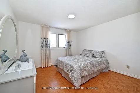 45 Royal Garden Boulevard Vaughan ON L4L 7C4