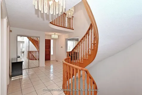 45 Royal Garden Boulevard Vaughan ON L4L 7C4