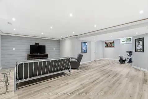 13 Brykman Road Essa ON L0L 2N2