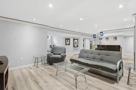 13 Brykman Road Essa ON L0L 2N2