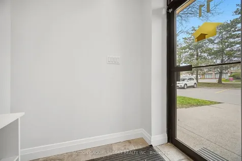 668 Millway Avenue Vaughan ON L4K 3V2