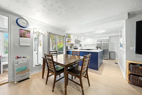 360 Ontario Street Newmarket ON L3Y 2K3