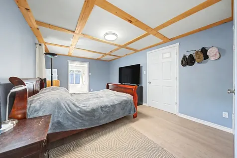 360 Ontario Street Newmarket ON L3Y 2K3