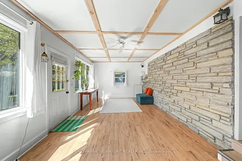 360 Ontario Street Newmarket ON L3Y 2K3