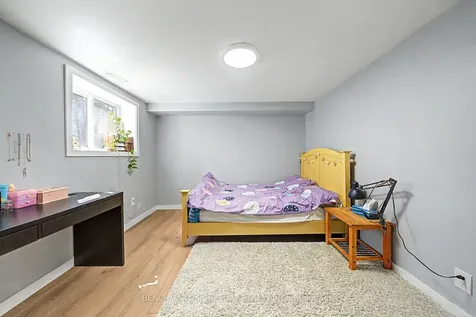 360 Ontario Street Newmarket ON L3Y 2K3