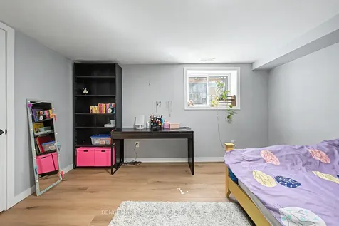 360 Ontario Street Newmarket ON L3Y 2K3