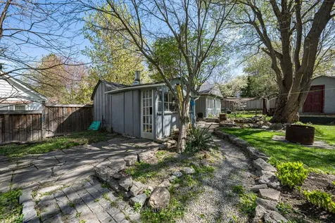 360 Ontario Street Newmarket ON L3Y 2K3