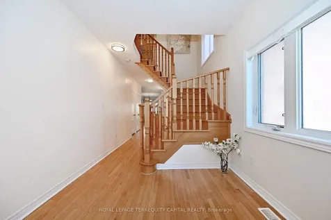 70 Lealinds Road Vaughan ON L6A 0L9
