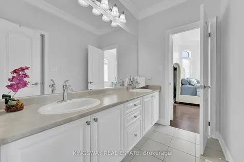 70 Bond Crescent Richmond Hill ON L4E 3K4